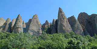 Les Mées